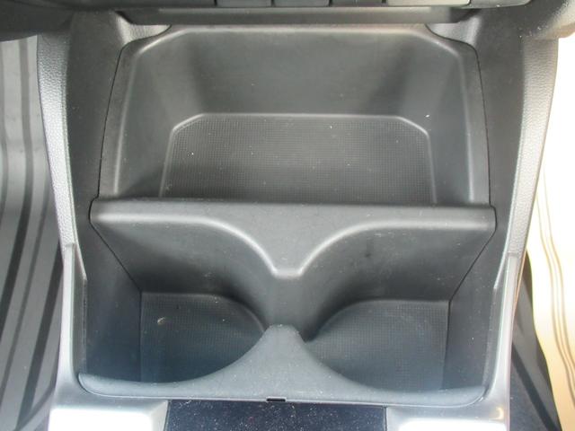 フィット 13G・Fコンフォートエディション 4WD HondaSENSING ドラレコ前後 社外ナビ フルセグTV Bluetooth接続 レーンアシスト LEDヘッドライト 社外15インチアルミホイール シートヒーター ETC車載器(58枚目)