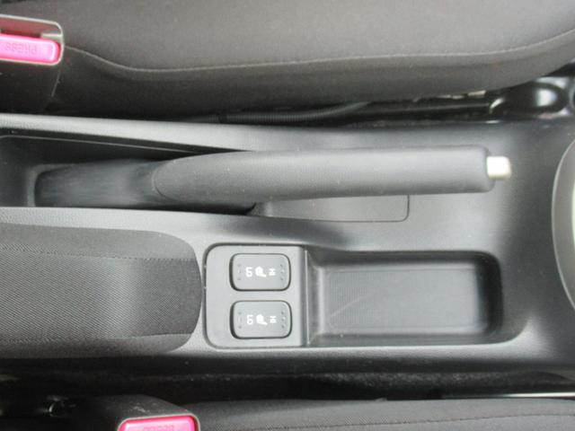 フィット 13G・Fコンフォートエディション 4WD HondaSENSING ドラレコ前後 社外ナビ フルセグTV Bluetooth接続 レーンアシスト LEDヘッドライト 社外15インチアルミホイール シートヒーター ETC車載器(61枚目)