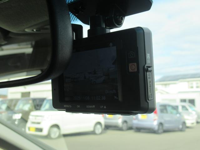 フィット 13G・Fコンフォートエディション 4WD HondaSENSING ドラレコ前後 社外ナビ フルセグTV Bluetooth接続 レーンアシスト LEDヘッドライト 社外15インチアルミホイール シートヒーター ETC車載器(66枚目)