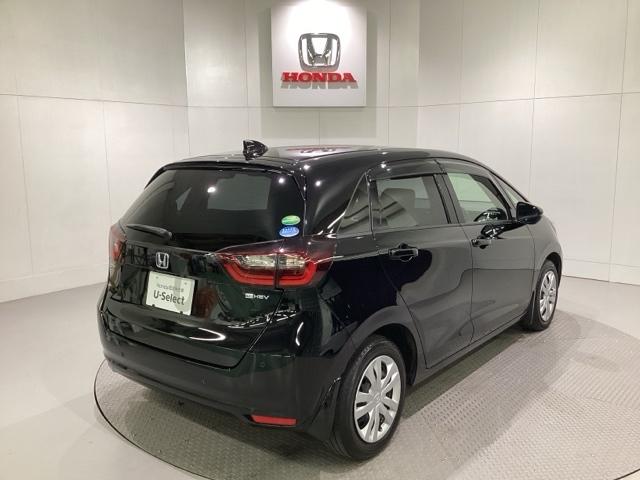 フィット ｅ：ＨＥＶホーム　光触媒抗菌消臭施工済（2枚目）