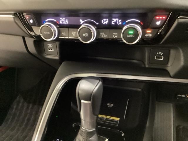 ヴェゼル ｅ：ＨＥＶＺ　光触媒抗菌消臭施工済（10枚目）