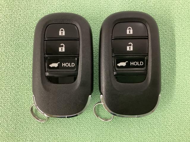 ヴェゼル ｅ：ＨＥＶＺ　光触媒抗菌消臭施工済（15枚目）