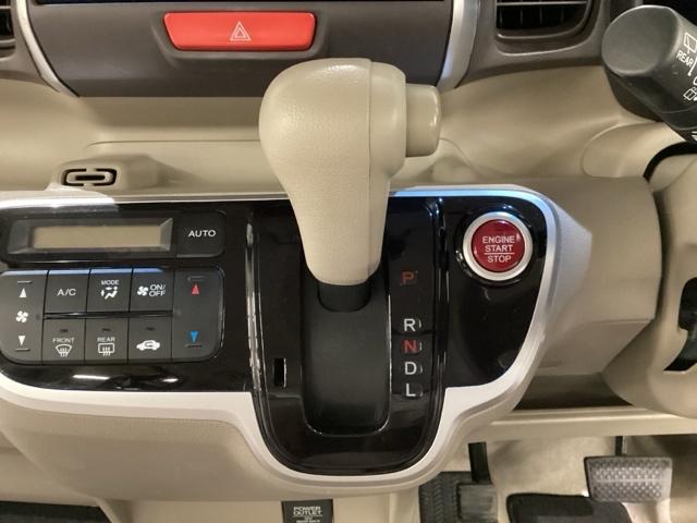 N-BOX G・Lパッケージ いまコレ+新品・フロアカーペットマット付 光触媒抗菌消臭施工済(10枚目)