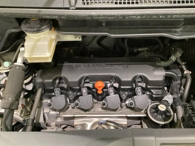 ステップワゴンスパーダ Ｚクールスピリット　光触媒抗菌消臭施工済（21枚目）