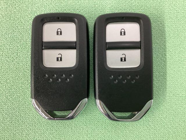 シャトル ハイブリッドX 光触媒抗菌消臭施工済(12枚目)