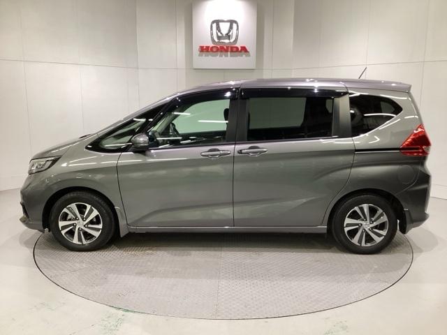 フリード G・ホンダセンシング ドライブレコーダー前後装備車 光触媒抗菌消臭施工済(4枚目)