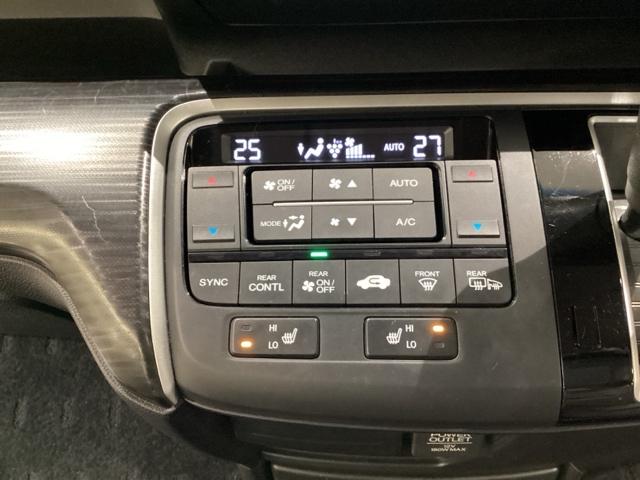 ステップワゴンスパーダ スパーダ・クールスピリット　光触媒抗菌消臭施工済（9枚目）