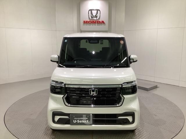 【Ｈｏｎｄａ認定中古車Ｕ−Ｓｅｌｅｃｔ】　エンジン、オーディオやカーナビ（社外品は除く）に至るまで保証をお付け致します。全国のホンダディーラーで保証と整備が受けられます。