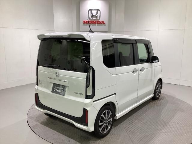 【Ｈｏｎｄａ認定中古車Ｕ−Ｓｅｌｅｃｔ】　は３つの安心をお約束します。　１　Ｈｏｎｄａのプロが整備した安心。２　第三者機関がチェックした安心。　３　購入後もＨｏｎｄａが保証する安心。