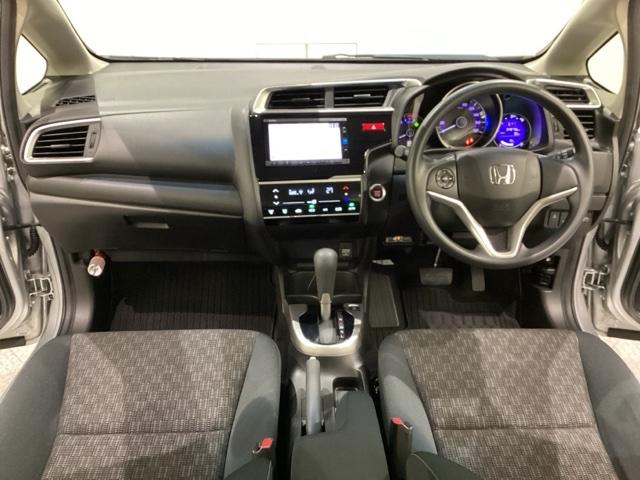 フィット １３Ｇ・Ｆパッケージファインエディション　光触媒抗菌消臭施工済（5枚目）