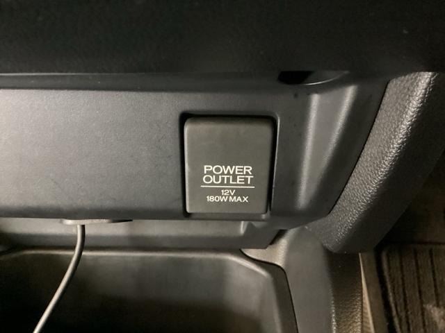 フィット １３Ｇ・Ｆパッケージファインエディション　光触媒抗菌消臭施工済（15枚目）