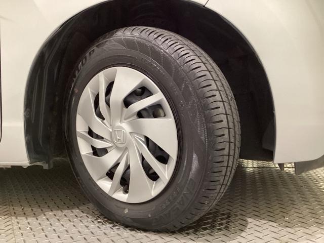 フィット １３Ｇ・Ｆパッケージファインエディション　光触媒抗菌消臭施工済（21枚目）