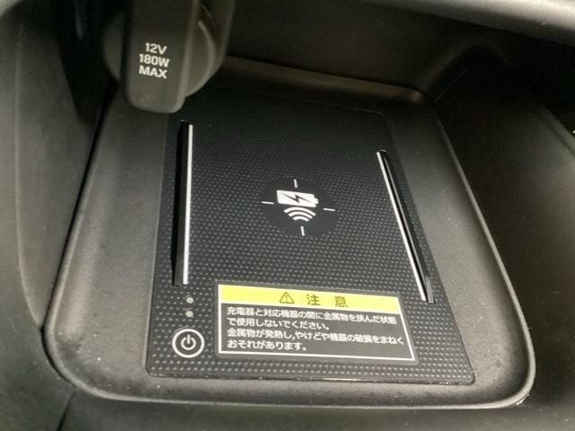 ヴェゼル ｅ：ＨＥＶＸ　いまコレ＋新品・フロアカーペットマット付　光触媒抗菌消臭施工済（13枚目）