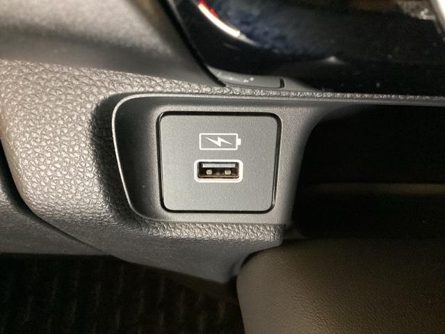 ヴェゼル ｅ：ＨＥＶＸ　いまコレ＋新品・フロアカーペットマット付　光触媒抗菌消臭施工済（14枚目）