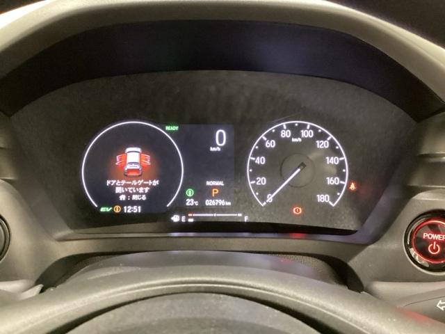 ヴェゼル ｅ：ＨＥＶＸ　いまコレ＋新品・フロアカーペットマット付　光触媒抗菌消臭施工済（16枚目）