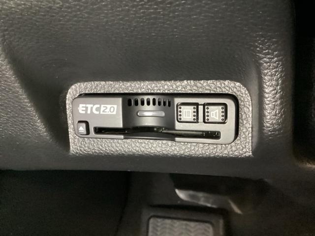 ヴェゼル ｅ：ＨＥＶＸ　いまコレ＋新品・フロアカーペットマット付　光触媒抗菌消臭施工済（20枚目）