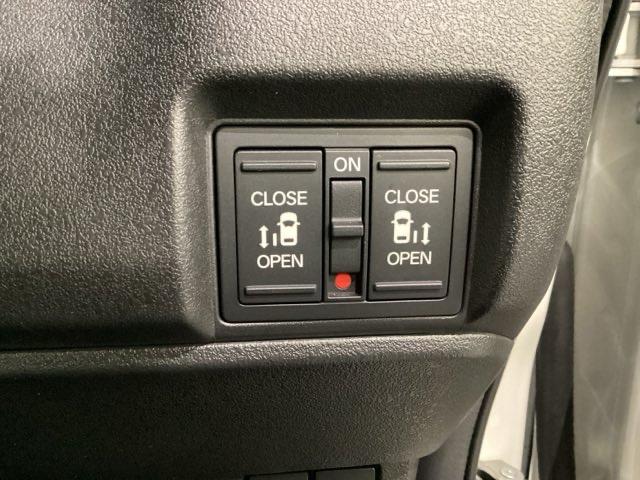 Ｎ－ＢＯＸカスタム コーディネートスタイル　中古スタッドレスタイヤ、純正メモリーナビ、ドライブレコーダー前後装着＋ＥＴＣ付　当社デモカー（17枚目）