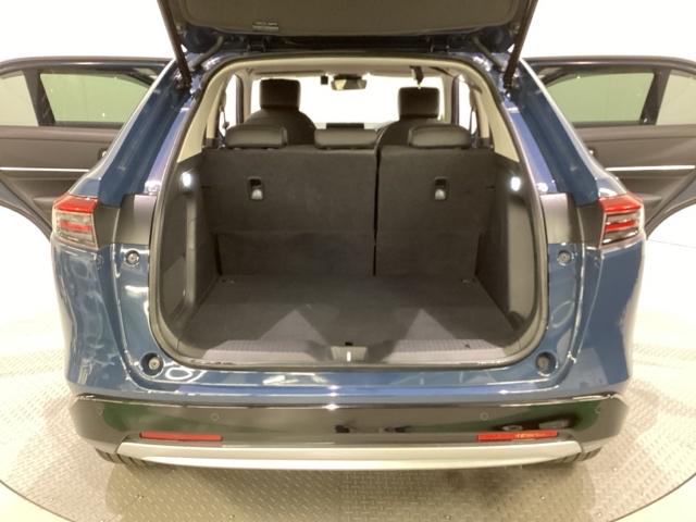 ヴェゼル ｅ：ＨＥＶＺ　中古スタッドレスタイヤ、純正ナビディスプレー、ドライブレコーダー前後装着＋ＥＴＣ付　当社デモカー（25枚目）