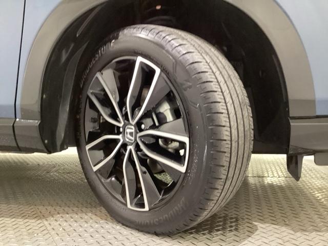ヴェゼル ｅ：ＨＥＶＺ　中古スタッドレスタイヤ、純正ナビディスプレー、ドライブレコーダー前後装着＋ＥＴＣ付　当社デモカー（28枚目）