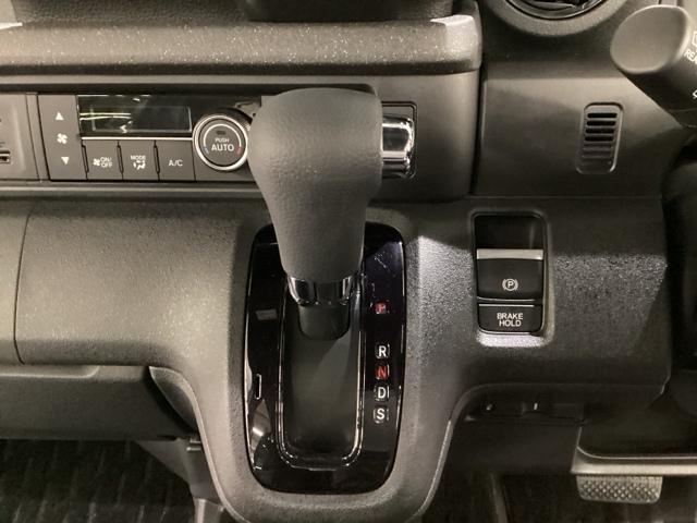 Ｎ－ＢＯＸカスタム ベースグレード　中古スタッドレスタイヤ、純正メモリーナビ、ドライブレコーダー前後装着＋ＥＴＣ付　当社デモカー（11枚目）