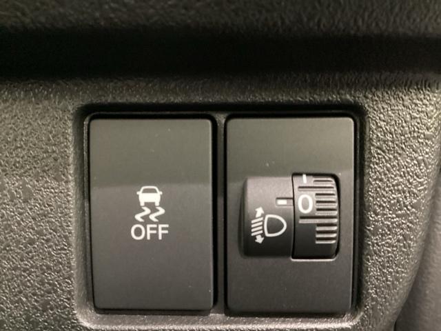 Ｎ－ＢＯＸカスタム ベースグレード　中古スタッドレスタイヤ、純正メモリーナビ、ドライブレコーダー前後装着＋ＥＴＣ付　当社デモカー（18枚目）