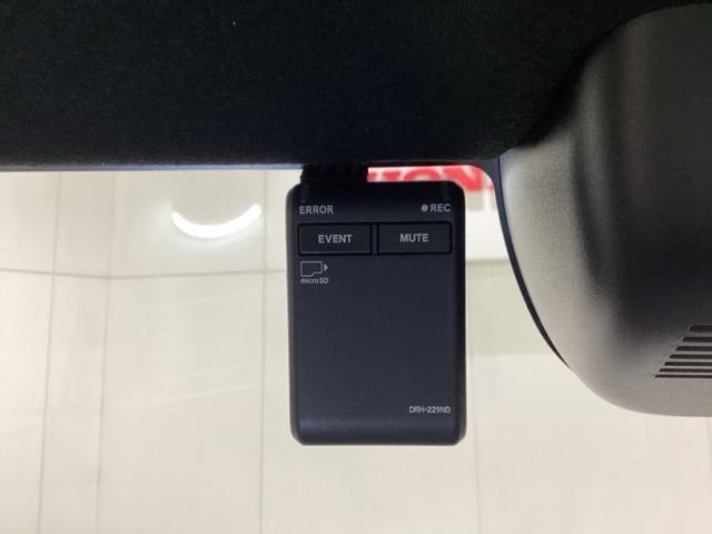 Ｎ－ＢＯＸカスタム ベースグレード　中古スタッドレスタイヤ、純正メモリーナビ、ドライブレコーダー前後装着＋ＥＴＣ付　当社デモカー（20枚目）