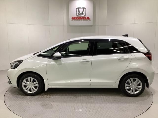 フィット ベーシック　光触媒抗菌消臭施工済（4枚目）