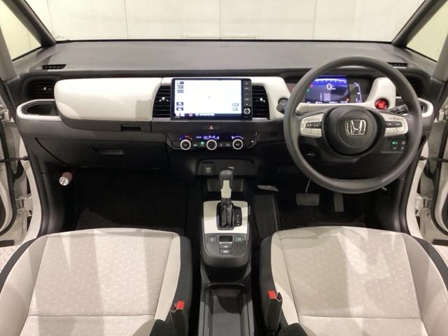 フィット ベーシック　光触媒抗菌消臭施工済（5枚目）