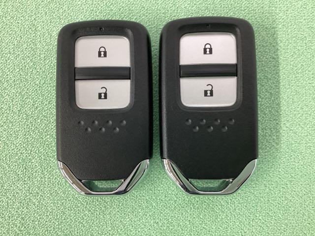 フィット ベーシック　光触媒抗菌消臭施工済（13枚目）