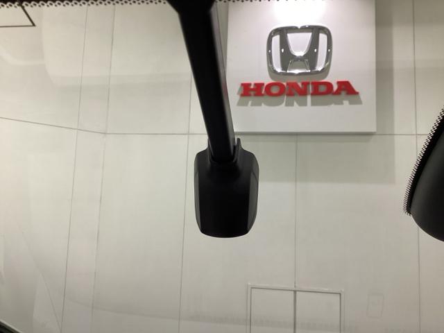 フィット ベーシック　光触媒抗菌消臭施工済（15枚目）