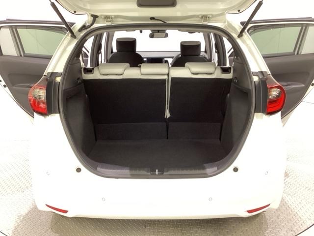 フィット ベーシック　光触媒抗菌消臭施工済（20枚目）