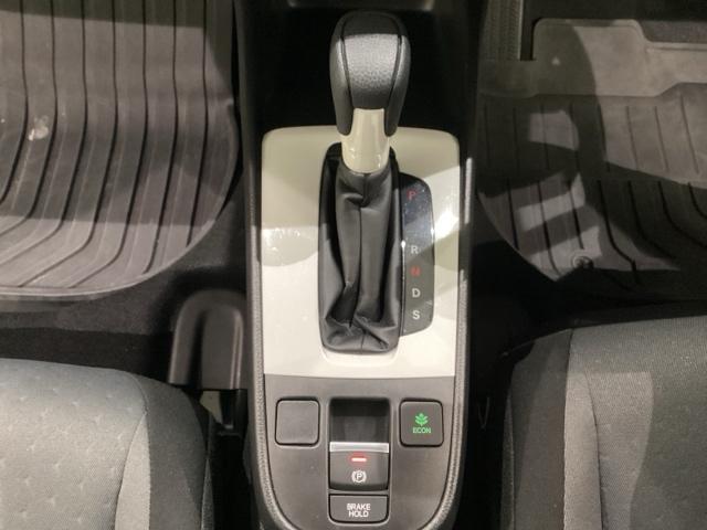 フィット ベーシック　光触媒抗菌消臭施工済（9枚目）