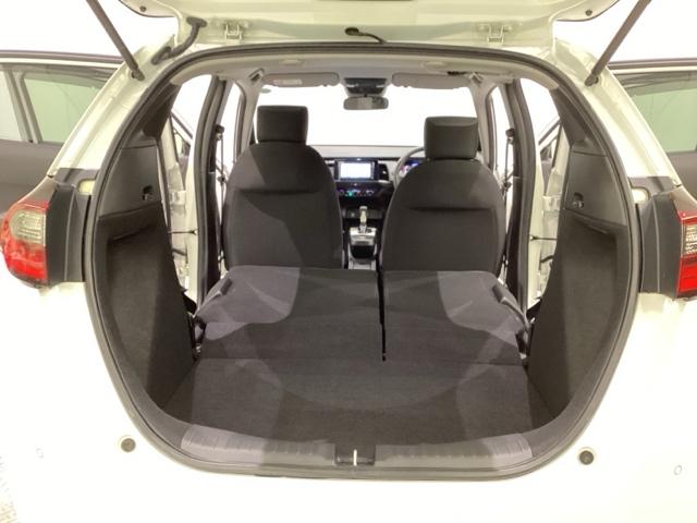 フィット ベーシック　光触媒抗菌消臭施工済（19枚目）