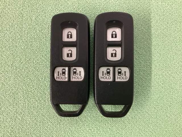 N-BOXカスタム G・Lホンダセンシング いまコレ+新品・フロアカーペットマット付 光触媒抗菌消臭施工済(15枚目)