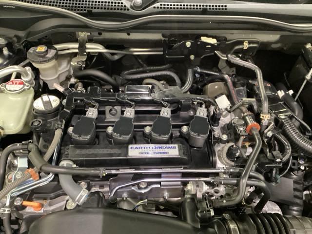 ホンダスタッフがしっかり整備して保証付きにてお渡し致します。エンジンルーム＆室内ルームともにクリーニング済みで清潔です。快適なドライブをお楽しみください。