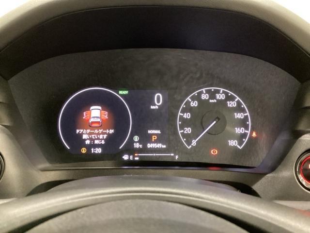 ヴェゼル ｅ：ＨＥＶＺ　いまコレ＋新品・フロアカーペットマット付　ドライブレコーダー前後装備車　光触媒抗菌消臭施工済（15枚目）