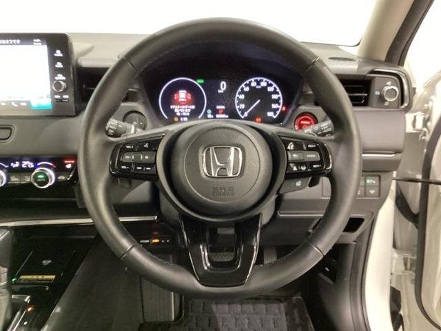 ヴェゼル ｅ：ＨＥＶＺ　いまコレ＋新品・フロアカーペットマット付　ドライブレコーダー前後装備車　光触媒抗菌消臭施工済（16枚目）