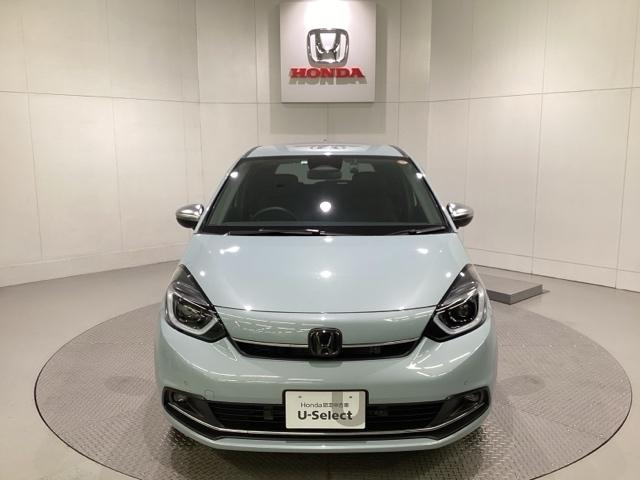 フィット ｅ：ＨＥＶリュクス　光触媒抗菌消臭施工済（2枚目）