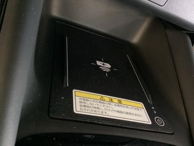 フィット ｅ：ＨＥＶリュクス　光触媒抗菌消臭施工済（19枚目）