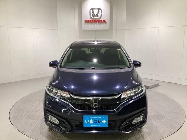 フィットハイブリッド Fコンフォートエディション いまコレ+新品・フロアカーペットマット付 光触媒抗菌消臭施工済(4枚目)