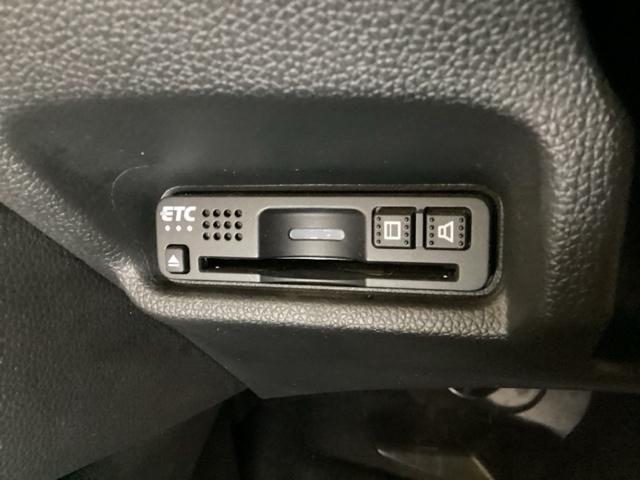 フィットハイブリッド Fコンフォートエディション いまコレ+新品・フロアカーペットマット付 光触媒抗菌消臭施工済(16枚目)