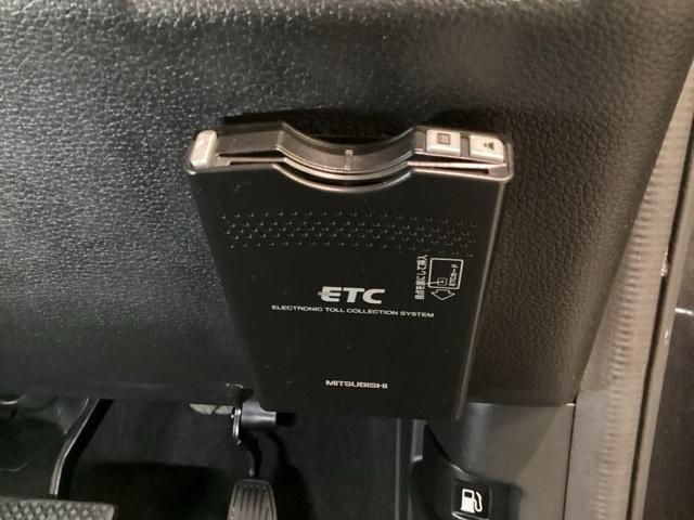 ヴェゼル ハイブリッドX いまコレ+新品・フロアカーペットマット付 光触媒抗菌消臭施工済(16枚目)