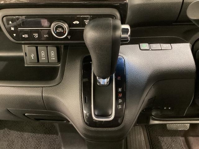 N-BOXカスタム G・EXターボホンダセンシング 光触媒抗菌消臭施工済(8枚目)