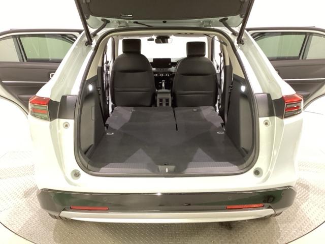 ヴェゼル ｅ：ＨＥＶＺ　中古スタッドレスタイヤ、純正メモリーナビ、ドライブレコーダー前後装着＋ＥＴＣ付　当社デモカー（26枚目）