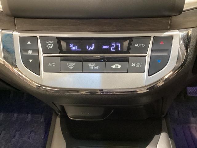 �I�[�g�G�A�R�������Ă܂��̂ŁA�ȒP����ŉ��K�ɉ߂����܂��B���A�M���̃X�C�b�`�̒��ɁA�ᓹ�ɑΉ������T�C�h�~���[�q�[�^�[�������Ă��܂��B