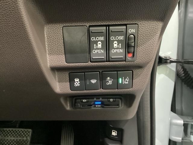 フリード＋ Ｇ　純正メモリーナビ／バックカメラ／シートヒーター／ホンダセンシング／ＥＴＣ車載器／光触媒抗菌消臭施工済（14枚目）
