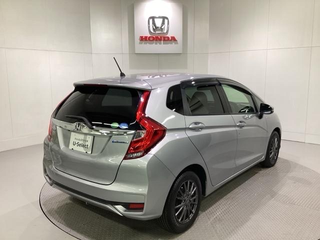 フィットハイブリッド Ｌホンダセンシング　純正メモリーナビ／Ｒカメラ／ＥＴＣ／社外アルミホイール／光触媒抗菌消臭施工済（5枚目）