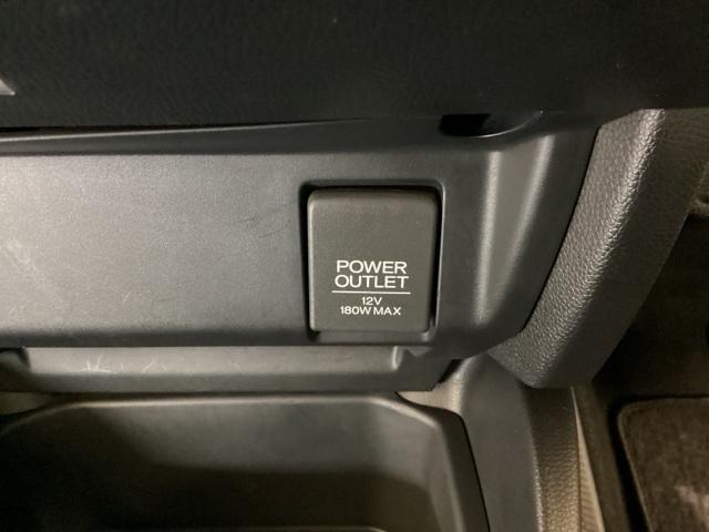 フィット 13G・Lパッケージ 社外ナビ/バックカメラ/ETC/光触媒抗菌消臭施工済(18枚目)