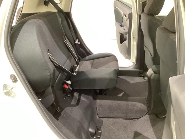 フィット 13G・Lパッケージ 社外ナビ/バックカメラ/ETC/光触媒抗菌消臭施工済(20枚目)