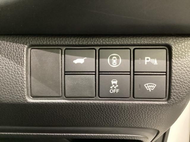 ヴェゼル ｅ：ＨＥＶＺ　いまコレ＋新品・フロアカーペットマット／純正メモリーナビ／バックカメラ／ＥＴＣ／ＵＳＢ／Ｂｌｕｅｔｏｏｔｈ接続／光触媒抗菌消臭施工済（19枚目）